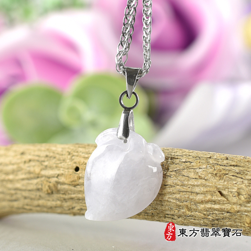 翡翠壽桃項鍊玉珮（福壽雙全：壽桃牌A貨翡翠壽桃玉珮、緬甸玉壽桃玉墜）白色帶點淺紫色冰糯種壽桃，FW399。訂做各種翡翠壽桃吊墜玉珮項鍊。★附A貨翡翠雙證書