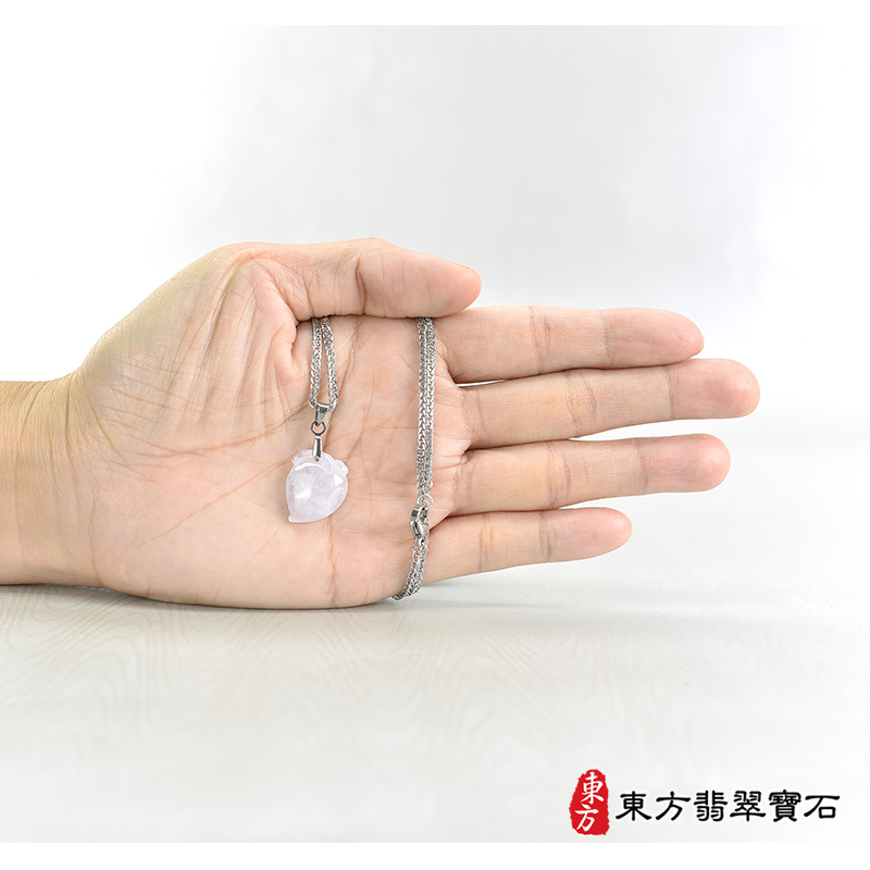 大小翡翠壽桃項鍊玉珮（福壽雙全：壽桃牌A貨翡翠壽桃玉珮、緬甸玉壽桃玉墜）白色帶點淺紫色冰糯種壽桃，FW399。訂做各種翡翠壽桃吊墜玉珮項鍊。★附A貨翡翠雙證書