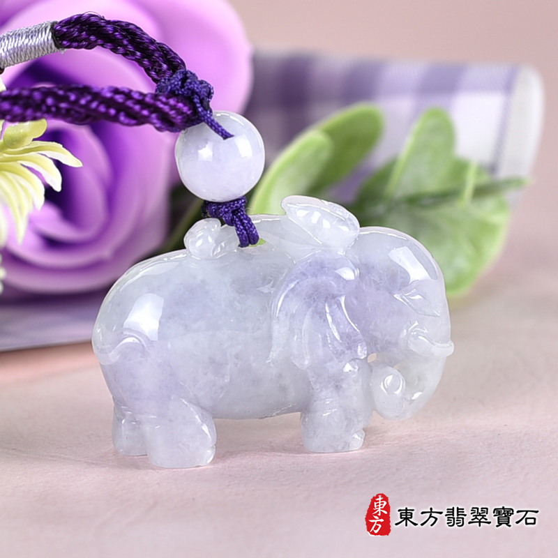 翡翠象項鍊玉珮（翡翠象玉珮、翡翠象玉墜）。淺綠加淺紫糯種翡翠象，BB002。客製化訂做各種翡翠象吊墜玉珮項鍊。★附東方翡翠寶石保證卡