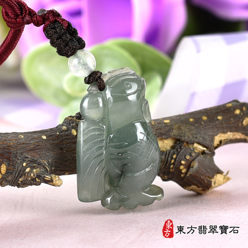 翡翠貓頭鷹項鍊玉珮（翡翠貓頭鷹玉珮、翡翠貓頭鷹玉墜）。綠色糯種翡翠貓頭鷹，BB003。客製化訂做各種翡翠貓頭鷹吊墜玉珮項鍊。★附東方翡翠寶石保證卡
