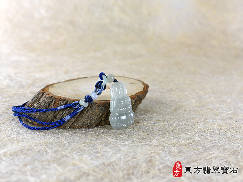 意境翡翠寶珠觀音項鍊玉珮（觀世音菩薩：寶珠觀音牌A貨翡翠寶珠觀音玉珮、緬甸玉觀世音菩薩玉墜）。糯種翡翠寶珠觀音，FD629。客製化訂做各種翡翠觀音吊墜玉珮項鍊。★附A貨翡翠雙證書
