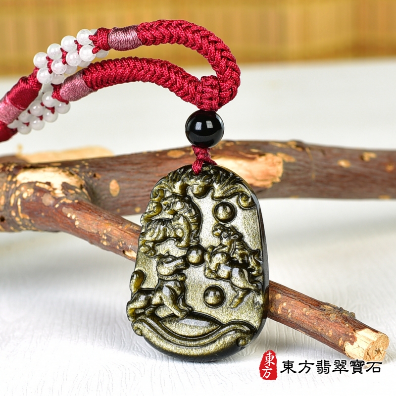 右側-金曜石生肖虎、馬、狗三合貴人項鍊玉珮（生肖屬虎、馬、狗，最適合配戴三合貴人項鍊，虎、馬、狗：金曜石生肖虎、馬、狗玉珮、金曜石生肖虎、馬、狗玉墜、虎、馬、狗十二生肖項鍊）。金曜石虎、馬、狗，ZH236。客製化訂做各種金曜石生肖虎、馬、狗吊墜玉珮項鍊。★附東方翡翠寶石保證卡