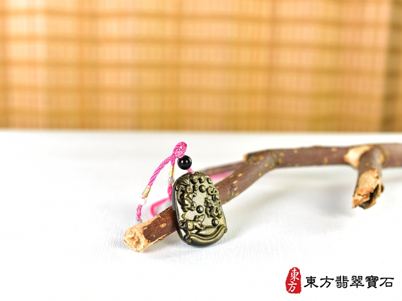 意境-金曜石生肖猴、龍、鼠三合貴人項鍊玉珮（生肖屬猴、龍、鼠，最適合配戴三合貴人項鍊，猴、龍、鼠：金曜石生肖猴、龍、鼠玉珮、金曜石生肖猴、龍、鼠玉墜、猴、龍、鼠十二生肖項鍊）。金曜石猴、龍、鼠，ZH238。客製化訂做各種金曜石生肖猴、龍、鼠吊墜玉珮項鍊。★附東方翡翠寶石保證卡