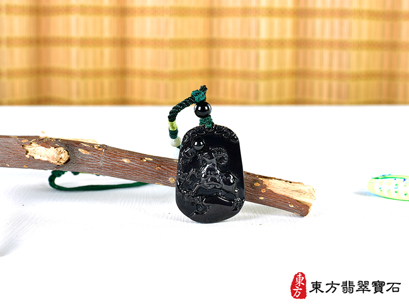情境金曜石羊項鍊玉珮（羊眉吐氣、洋洋如意：羊牌金曜石羊玉珮、金曜石羊玉墜、羊十二生肖項鍊）。金曜石羊，GO059。客製化訂做各種金曜石羊吊墜玉珮項鍊。★附東方翡翠寶石保證卡
