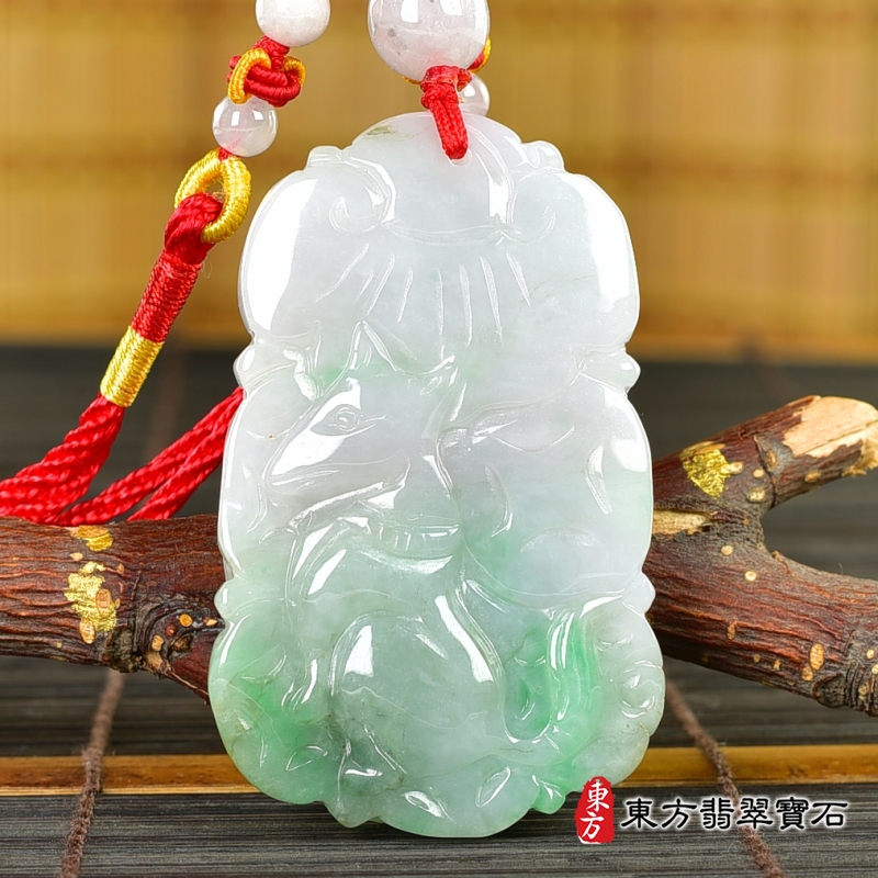 背面-翡翠生肖兔三合六合貴人項鍊玉珮（生肖屬兔，最適合配戴三合六合貴人項鍊，羊豬狗：兔牌A貨翡翠生肖兔玉珮、緬甸玉生肖兔玉墜、兔十二生肖項鍊）。ZH256。客製化訂做各種翡翠生肖兔吊墜玉珮項鍊。★附A貨翡翠雙證書