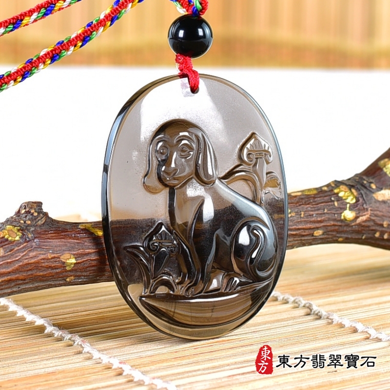 左側-黑曜石狗項鍊玉珮（狗來富貴：狗牌黑曜石狗玉珮、黑曜石狗玉墜、狗十二生肖項鍊）。黑曜石狗，DO044。客製化訂做各種黑曜石狗吊墜玉珮項鍊。★附東方翡翠寶石保證卡