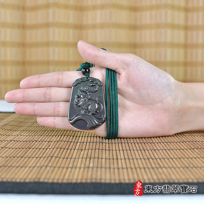 大小金曜石鼠項鍊玉珮（金錢鼠：鼠牌金曜石鼠玉珮、金曜石鼠玉墜、鼠十二生肖項鍊）。金曜石鼠，MU066。客製化訂做各種金曜石鼠吊墜玉珮項鍊。★附東方翡翠寶石保證卡