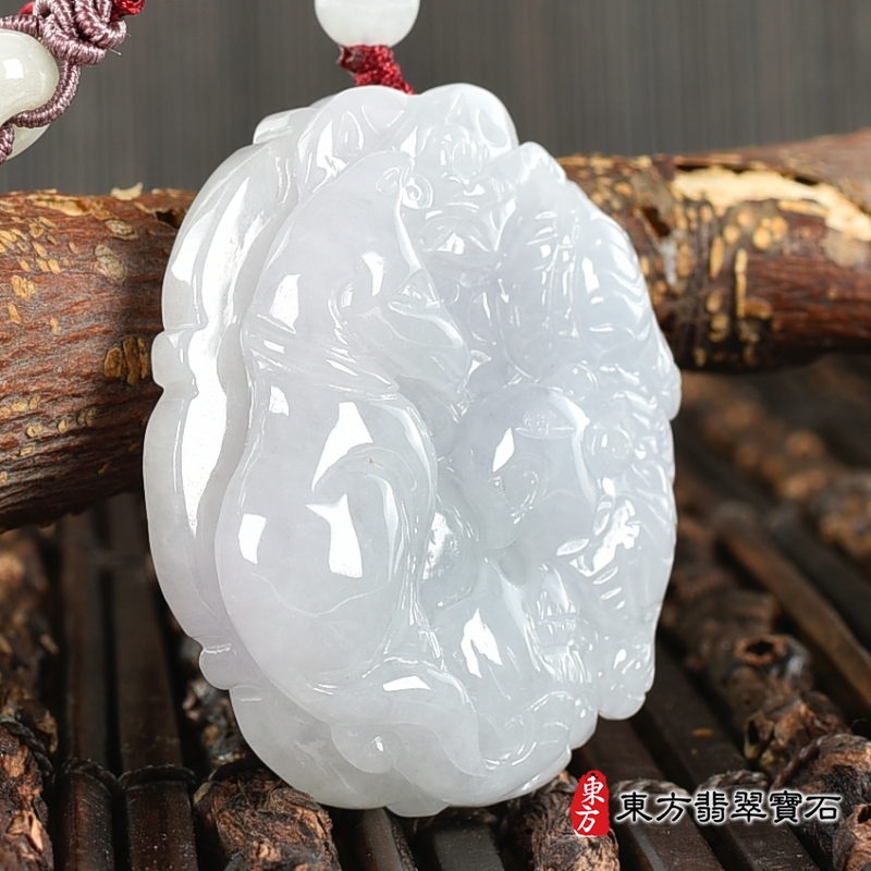 左側-翡翠生肖馬三合六合貴人項鍊玉珮（生肖屬馬，最適合配戴三合六合貴人項鍊，狗虎羊：馬牌A貨翡翠生肖馬玉珮、緬甸玉生肖馬玉墜、馬十二生肖項鍊）。馬，ZH266。客製化訂做各種翡翠生肖馬吊墜玉珮項鍊。★附A貨翡翠雙證書