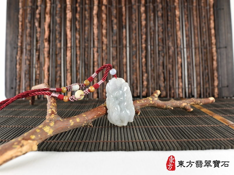意境-翡翠生肖羊三合六合貴人項鍊玉珮（生肖屬羊，最適合配戴三合六合貴人項鍊，兔豬馬：羊牌A貨翡翠生肖羊玉珮、緬甸玉生肖羊玉墜、羊十二生肖項鍊）。羊，ZH268。客製化訂做各種翡翠生肖羊吊墜玉珮項鍊。★附A貨翡翠雙證書