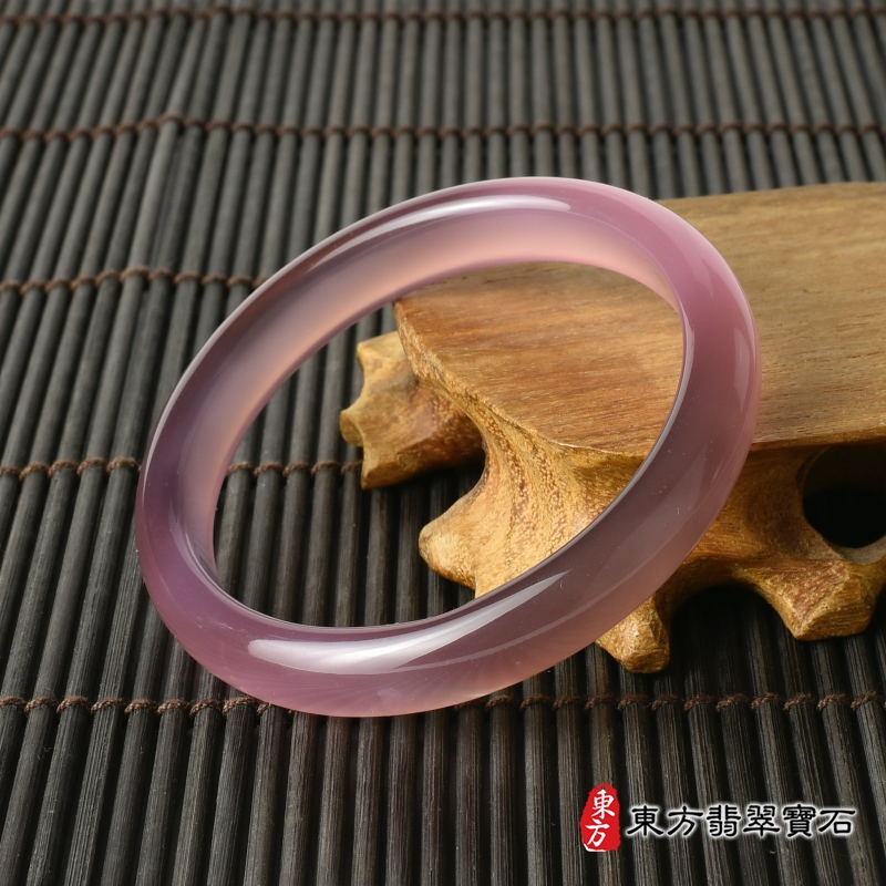 右側-紫瑪瑙手鐲（平口鐲17.5，PC034）。客製化訂做各種紫瑪瑙手鐲。★附東方翡翠寶石證書