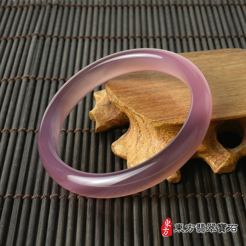 右側-紫瑪瑙手鐲（平口鐲17.5，PC034）。客製化訂做各種紫瑪瑙手鐲。★附東方翡翠寶石證書