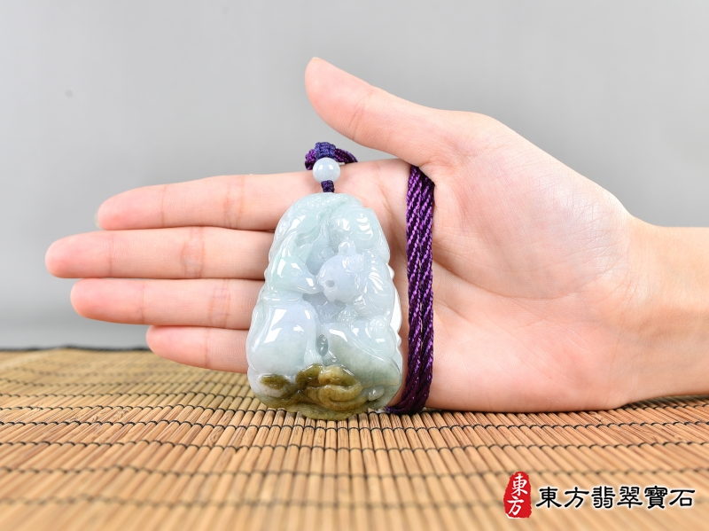 大小-翡翠生肖馬三合六合貴人項鍊玉珮（生肖屬馬，最適合配戴三合六合貴人項鍊，狗虎羊：馬牌A貨翡翠生肖馬玉珮、緬甸玉生肖馬玉墜、馬十二生肖項鍊）。馬，ZH292。客製化訂做各種翡翠生肖馬吊墜玉珮項鍊。★附A貨翡翠雙證書