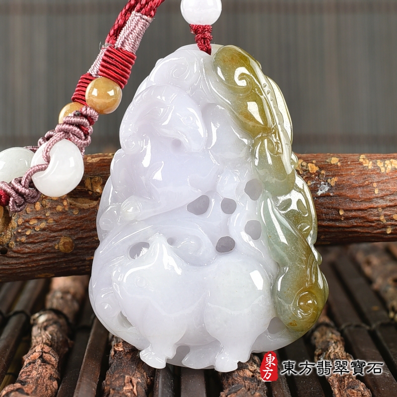 正面-翡翠生肖兔三合六合貴人項鍊玉珮（生肖屬兔，最適合配戴三合六合貴人項鍊，羊豬狗：兔牌A貨翡翠生肖兔玉珮、緬甸玉生肖兔玉墜、兔十二生肖項鍊）。兔，ZH293。客製化訂做各種翡翠生肖兔吊墜玉珮項鍊。★附A貨翡翠雙證書
