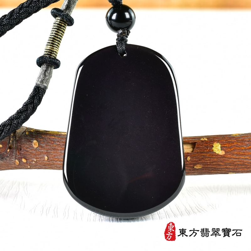 背面-金曜石雞項鍊玉珮（金雞報喜：雞牌金曜石雞玉珮、金曜石雞玉墜、雞十二生肖項鍊）。金曜石雞，GI053。客製化訂做各種金曜石雞吊墜玉珮項鍊。★附A貨翡翠雙證書
