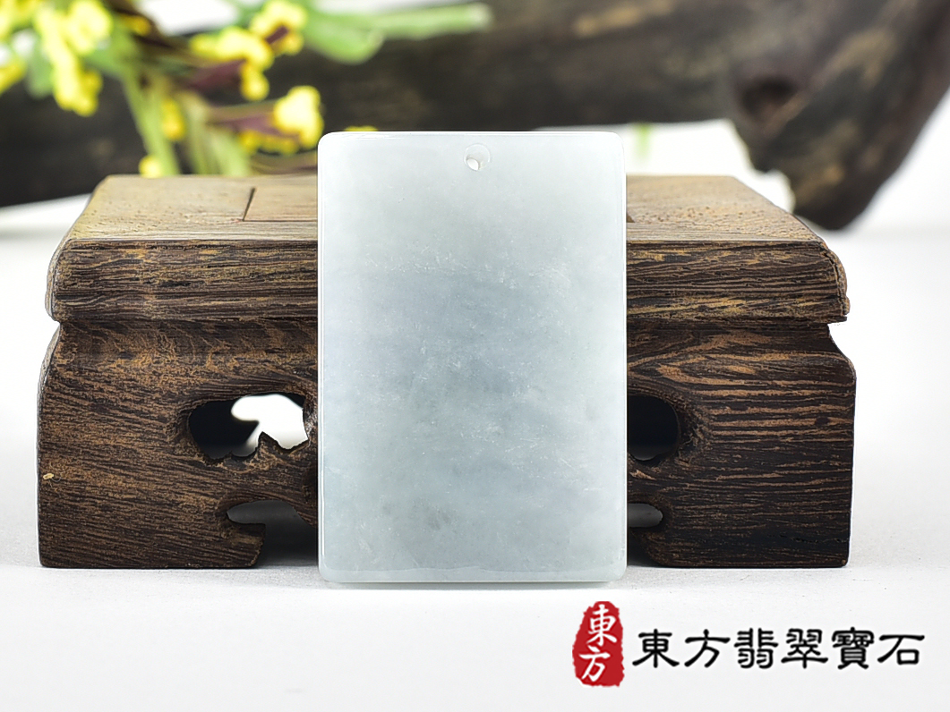 (已售出勿下標,可訂做)翡翠平安無事牌項鍊玉珮(平安無事牌:平安無事牌A貨翡翠平安無事牌玉珮、緬甸玉平安無事牌玉墜)。淡綠色糯種平安無事牌,FP064。客製化訂做各種翡翠平安無事牌吊墜玉珮項鍊。★附A貨翡翠雙證書 0.jpg