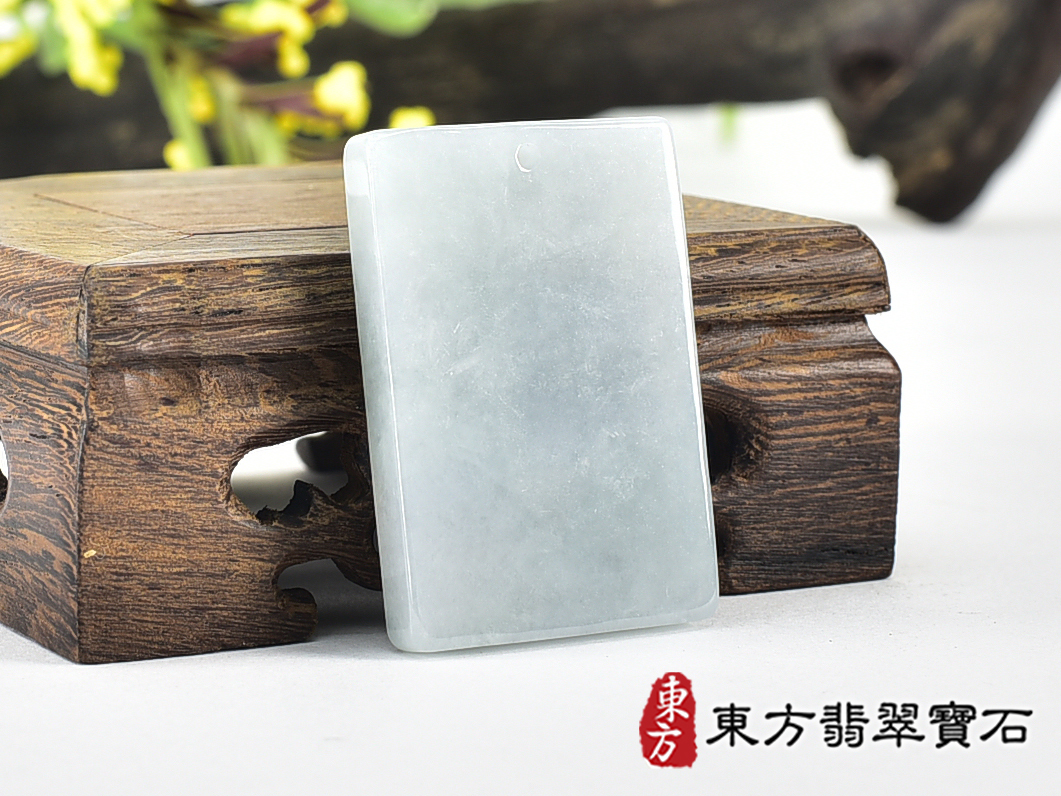 (已售出勿下標,可訂做)翡翠平安無事牌項鍊玉珮(平安無事牌:平安無事牌A貨翡翠平安無事牌玉珮、緬甸玉平安無事牌玉墜)。淡綠色糯種平安無事牌,FP064。客製化訂做各種翡翠平安無事牌吊墜玉珮項鍊。★附A貨翡翠雙證書 5.jpg