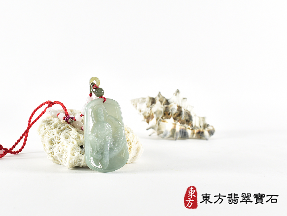 翡翠觀音項鍊玉珮(觀世音菩薩、寶瓶觀音:觀音牌A貨翡翠觀世音菩薩玉珮、緬甸玉觀音玉墜)。綠色糯種觀世音菩薩,GY1461。客製化訂做各種翡翠觀音吊墜玉珮項鍊。★附A貨翡翠雙證書 4.jpg