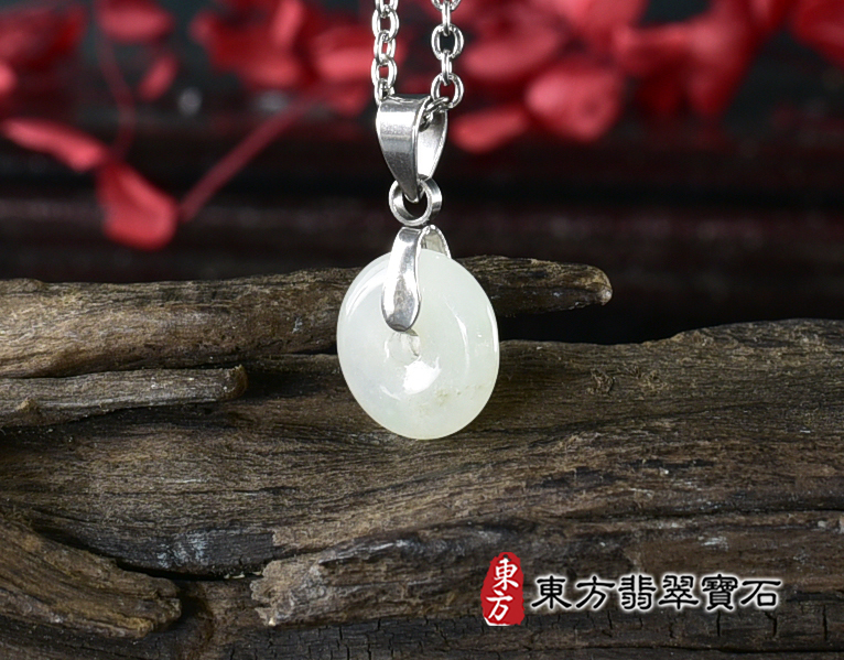 翡翠平安扣項鍊玉珮(平安富貴:平安扣牌A貨翡翠平安扣玉珮、緬甸玉平安扣玉墜)。淺綠色糯種平安扣,PN684。客製化訂做各種翡翠平安扣吊墜玉珮項鍊。★附A貨翡翠雙證書 6.jpg