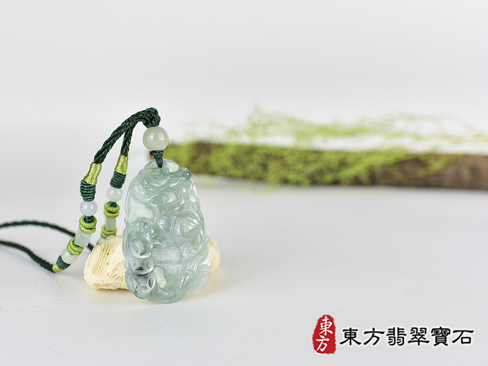 翡翠龍項鍊玉珮(招財如意龍:龍牌A貨翡翠龍玉珮、緬甸玉龍玉墜、龍十二生肖項鍊)。龍,DR657。客製化訂做各種翡翠龍吊墜玉珮項鍊。★附A貨翡翠雙證書 4.jpg