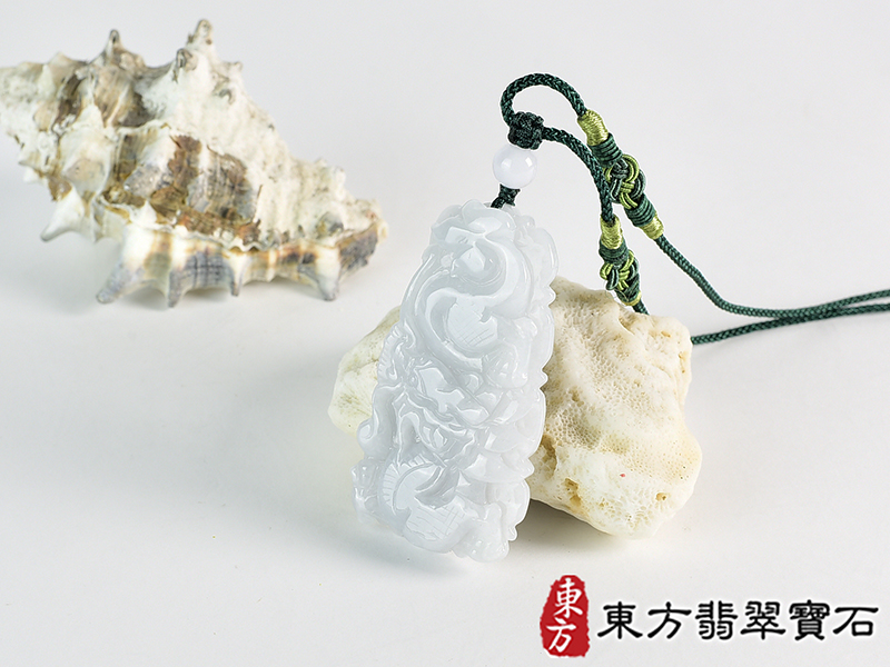 翡翠龍項鍊玉珮(招財如意龍:龍牌A貨翡翠龍玉珮、緬甸玉龍玉墜、龍十二生肖項鍊)。龍,DR666。客製化訂做各種翡翠龍吊墜玉珮項鍊。★附A貨翡翠雙證書 1.jpg
