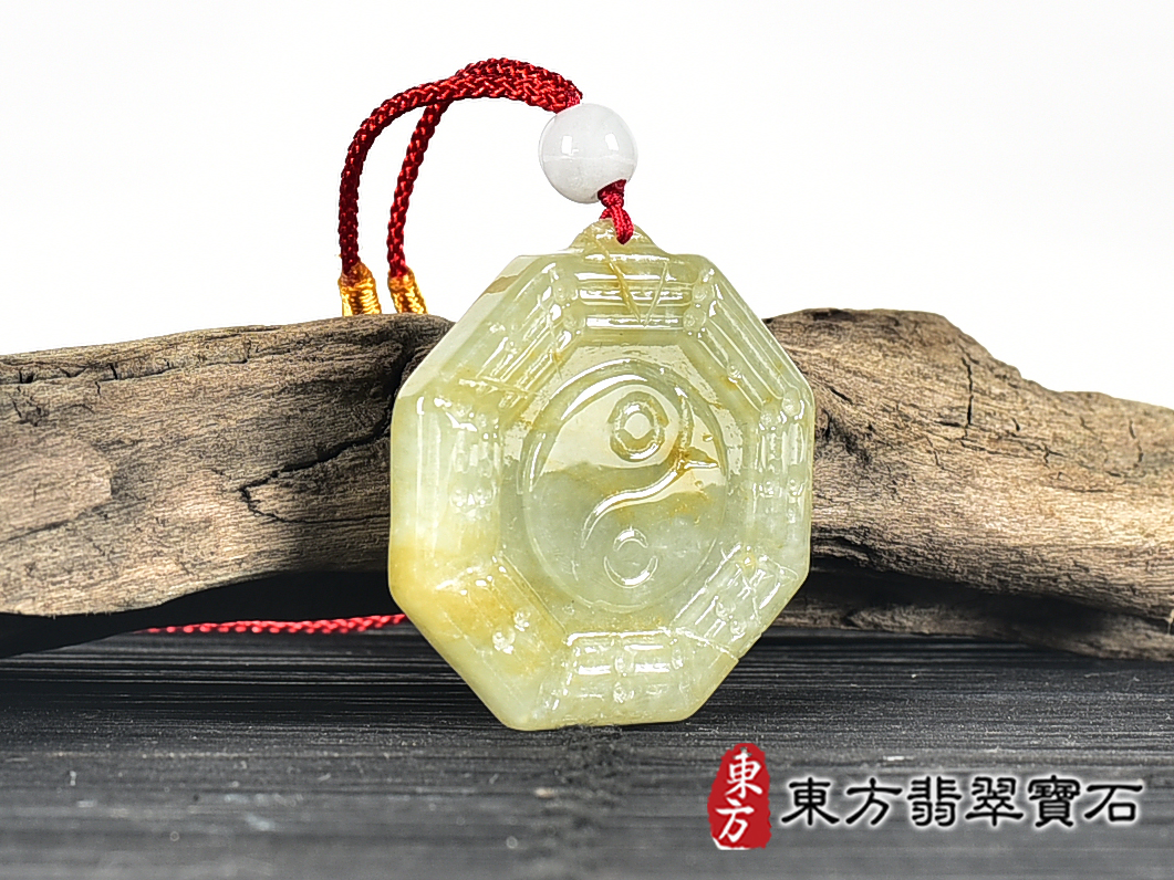 翡翠八卦項鍊玉珮(精工八卦太極,先天八卦:八卦牌A貨翡翠八卦玉珮、緬甸玉八卦玉墜)。八卦,ED398。客製化訂做各種翡翠八卦吊墜玉珮項鍊。★附A貨翡翠雙證書 2.jpg