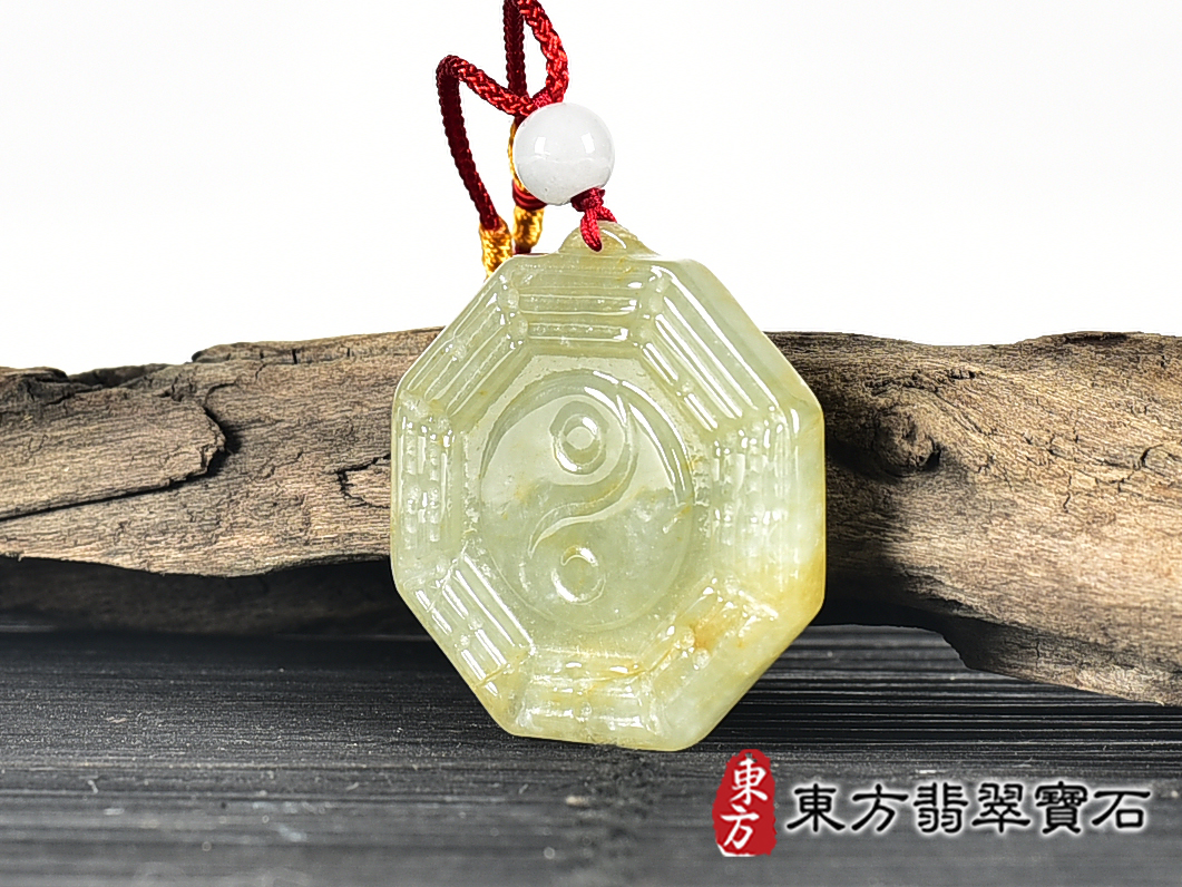 翡翠八卦項鍊玉珮(精工八卦太極,先天八卦:八卦牌A貨翡翠八卦玉珮、緬甸玉八卦玉墜)。八卦,ED398。客製化訂做各種翡翠八卦吊墜玉珮項鍊。★附A貨翡翠雙證書 4.jpg