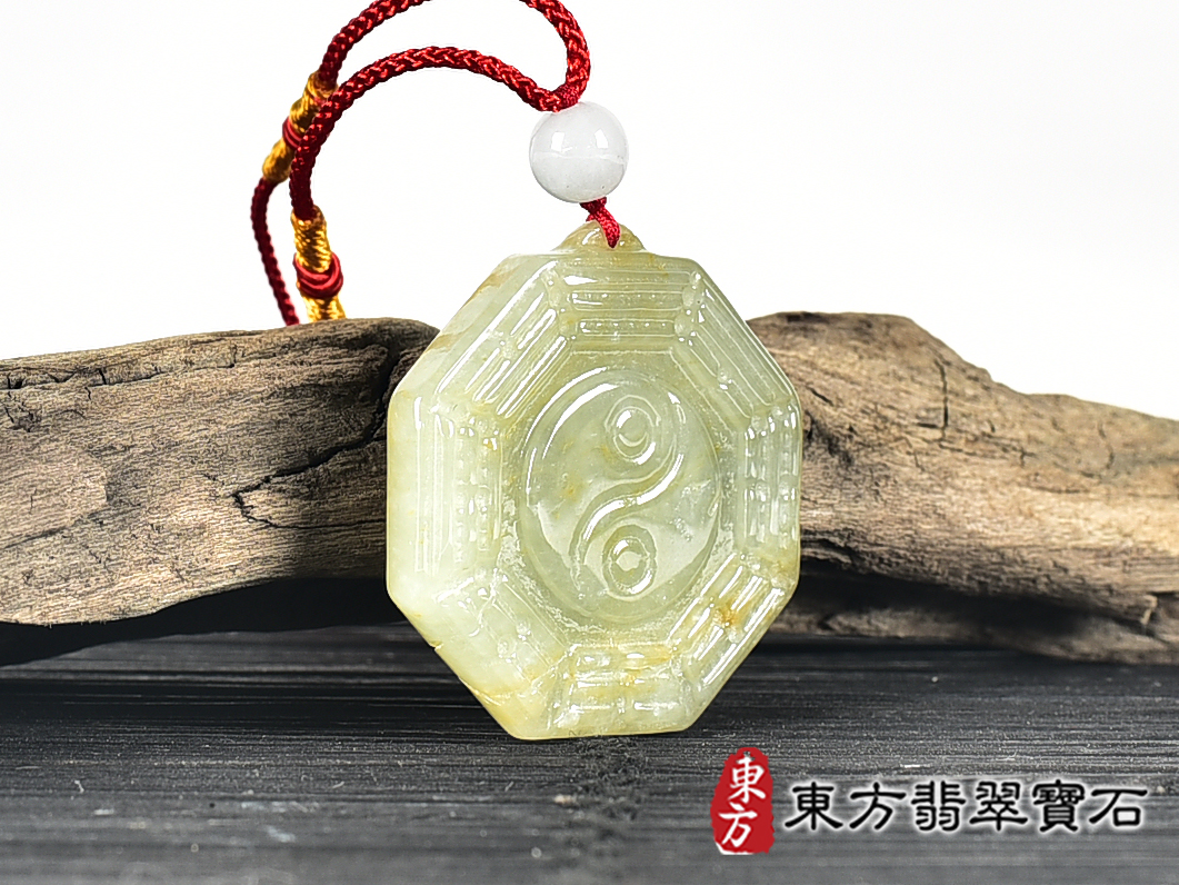 翡翠八卦項鍊玉珮(精工八卦太極,先天八卦:八卦牌A貨翡翠八卦玉珮、緬甸玉八卦玉墜)。八卦,ED398。客製化訂做各種翡翠八卦吊墜玉珮項鍊。★附A貨翡翠雙證書 5.jpg