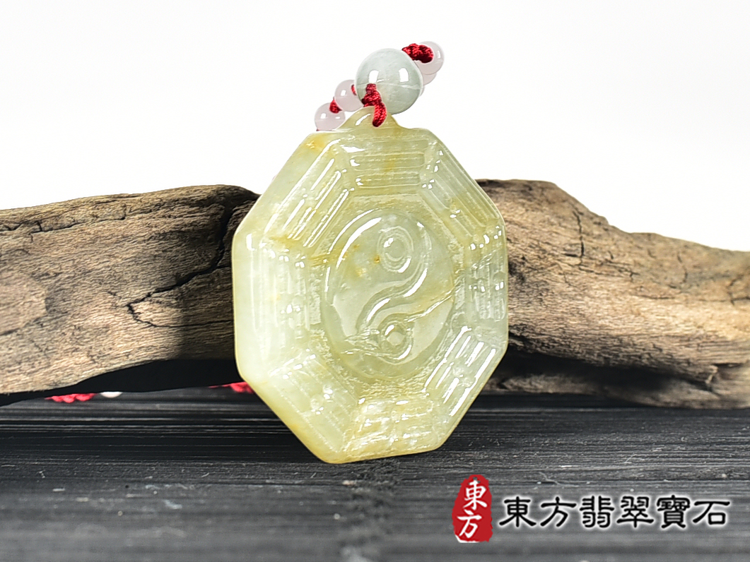 翡翠八卦項鍊玉珮(精工八卦太極,先天八卦:八卦牌A貨翡翠八卦玉珮、緬甸玉八卦玉墜)。八卦,ED399。客製化訂做各種翡翠八卦吊墜玉珮項鍊。★附A貨翡翠雙證書 5.jpg