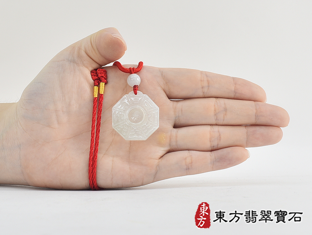 翡翠八卦項鍊玉珮(精工八卦太極,先天八卦:八卦牌A貨翡翠八卦玉珮、緬甸玉八卦玉墜)。八卦,ED402。客製化訂做各種翡翠八卦吊墜玉珮項鍊。★附A貨翡翠雙證書 7.jpg