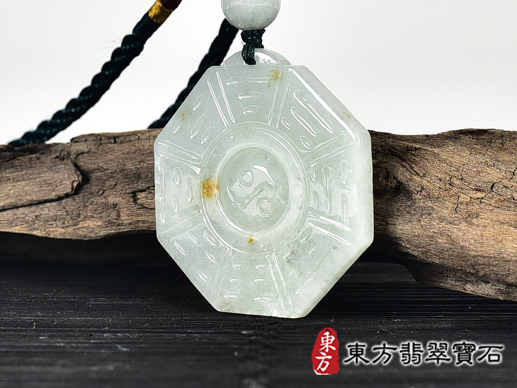 翡翠八卦項鍊玉珮(精工八卦太極,先天八卦:八卦牌A貨翡翠八卦玉珮、緬甸玉八卦玉墜)。八卦,ED406。客製化訂做各種翡翠八卦吊墜玉珮項鍊。★附A貨翡翠雙證書 4.jpg