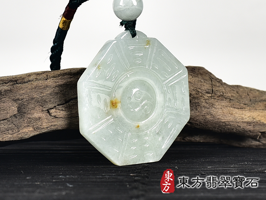 翡翠八卦項鍊玉珮(精工八卦太極,先天八卦:八卦牌A貨翡翠八卦玉珮、緬甸玉八卦玉墜)。八卦,ED406。客製化訂做各種翡翠八卦吊墜玉珮項鍊。★附A貨翡翠雙證書 5.jpg