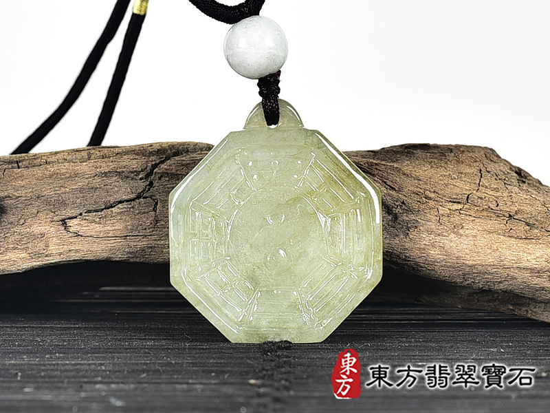 翡翠八卦項鍊玉珮(精工八卦太極,先天八卦:八卦牌A貨翡翠八卦玉珮、緬甸玉八卦玉墜)。八卦,ED408。客製化訂做各種翡翠八卦吊墜玉珮項鍊。★附A貨翡翠雙證書 2.jpg