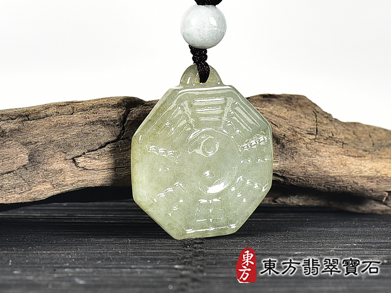 翡翠八卦項鍊玉珮(精工八卦太極,先天八卦:八卦牌A貨翡翠八卦玉珮、緬甸玉八卦玉墜)。八卦,ED408。客製化訂做各種翡翠八卦吊墜玉珮項鍊。★附A貨翡翠雙證書 5.jpg