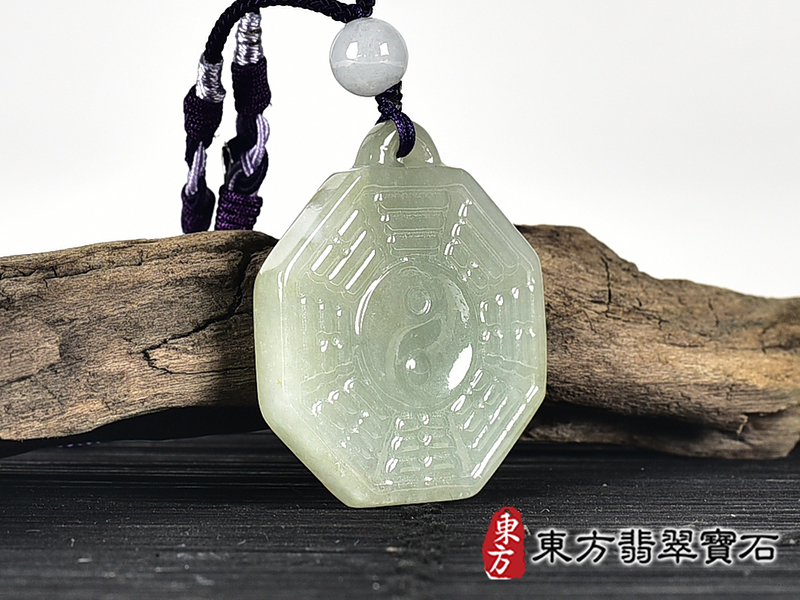 翡翠八卦項鍊玉珮(精工八卦太極,先天八卦:八卦牌A貨翡翠八卦玉珮、緬甸玉八卦玉墜)。八卦,ED410。客製化訂做各種翡翠八卦吊墜玉珮項鍊。★附A貨翡翠雙證書 5.jpg