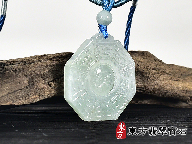 翡翠八卦項鍊玉珮(精工八卦太極,先天八卦:八卦牌A貨翡翠八卦玉珮、緬甸玉八卦玉墜)。八卦,ED411。客製化訂做各種翡翠八卦吊墜玉珮項鍊。★附A貨翡翠雙證書 2.jpg