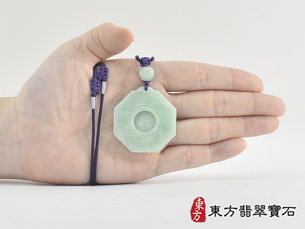 翡翠八卦項鍊玉珮(精工八卦太極,先天八卦:八卦牌A貨翡翠八卦玉珮、緬甸玉八卦玉墜)。八卦,ED412。客製化訂做各種翡翠八卦吊墜玉珮項鍊。★附A貨翡翠雙證書 7.jpg