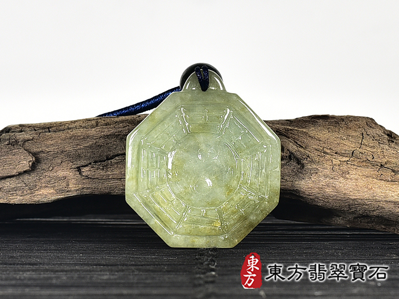 翡翠八卦項鍊玉珮(精工八卦太極,先天八卦:八卦牌A貨翡翠八卦玉珮、緬甸玉八卦玉墜)。八卦,ED413。客製化訂做各種翡翠八卦吊墜玉珮項鍊。★附A貨翡翠雙證書 0.jpg