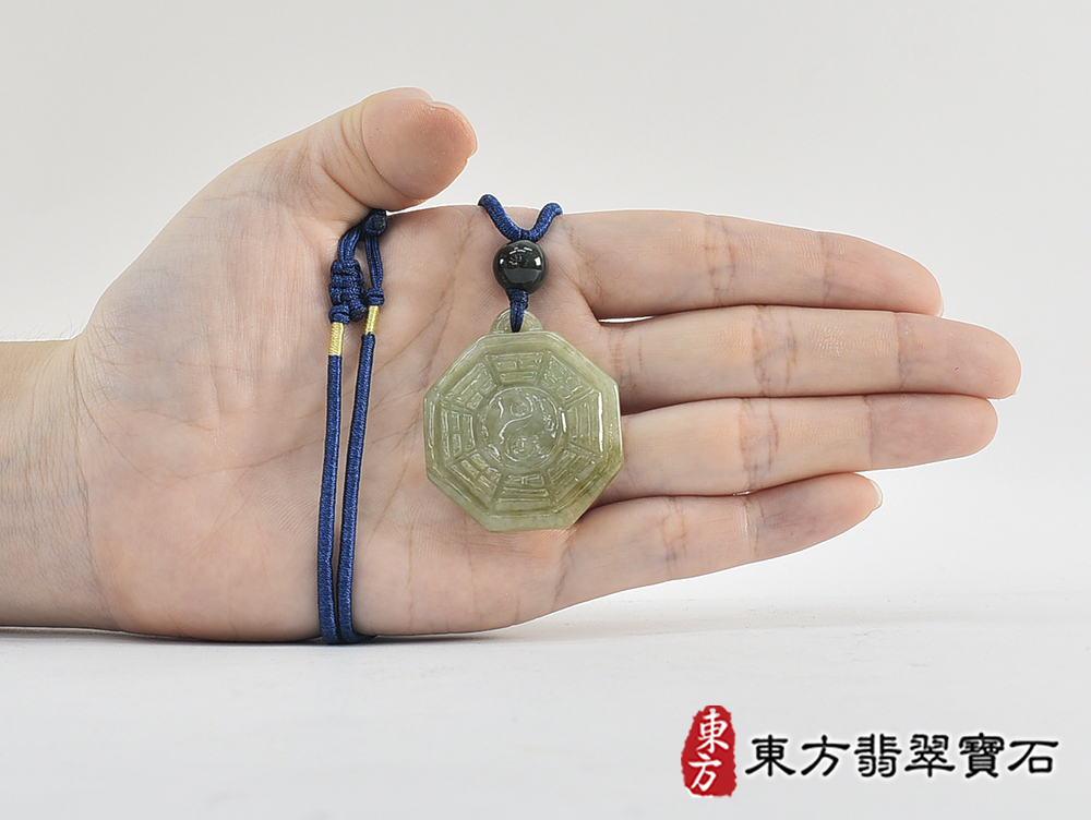 翡翠八卦項鍊玉珮(精工八卦太極,先天八卦:八卦牌A貨翡翠八卦玉珮、緬甸玉八卦玉墜)。八卦,ED413。客製化訂做各種翡翠八卦吊墜玉珮項鍊。★附A貨翡翠雙證書 7.jpg