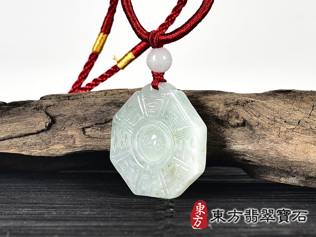 翡翠八卦項鍊玉珮(精工八卦太極,先天八卦:八卦牌A貨翡翠八卦玉珮、緬甸玉八卦玉墜)。八卦,ED414。客製化訂做各種翡翠八卦吊墜玉珮項鍊。★附A貨翡翠雙證書 1.jpg