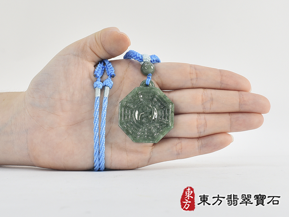 翡翠八卦項鍊玉珮(精工八卦太極,先天八卦:八卦牌A貨翡翠八卦玉珮、緬甸玉八卦玉墜)。八卦,ED423。客製化訂做各種翡翠八卦吊墜玉珮項鍊。★附A貨翡翠雙證書 7.jpg
