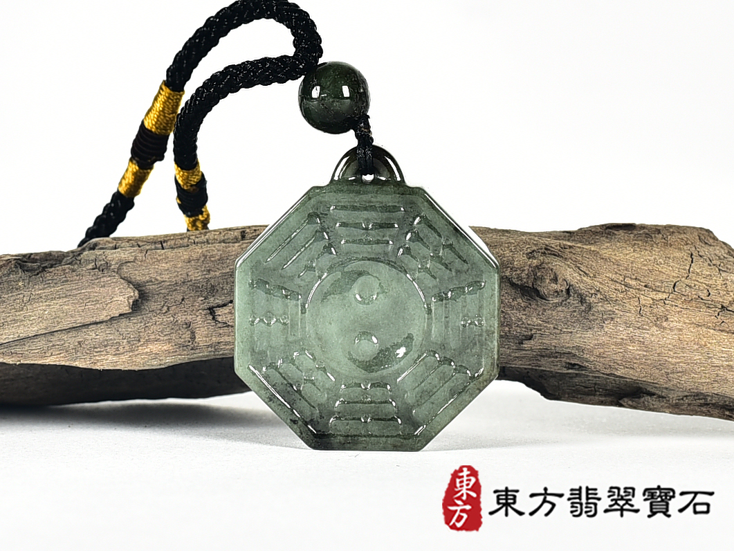 翡翠八卦項鍊玉珮(精工八卦太極,先天八卦:八卦牌A貨翡翠八卦玉珮、緬甸玉八卦玉墜)。八卦,ED426。客製化訂做各種翡翠八卦吊墜玉珮項鍊。★附A貨翡翠雙證書 0.jpg