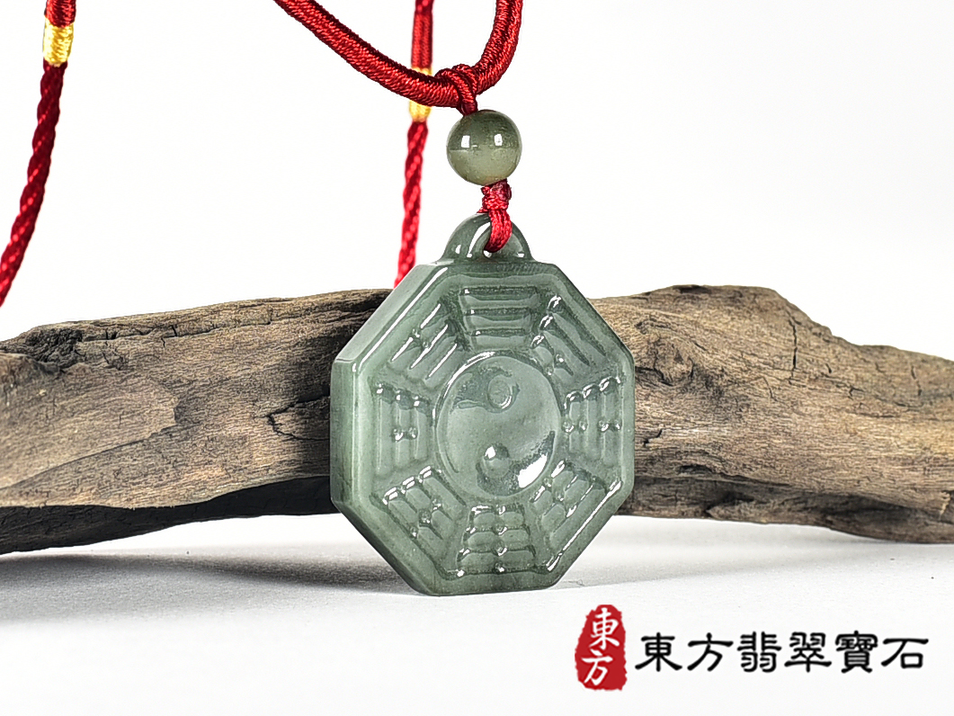 翡翠八卦項鍊玉珮(精工八卦太極,先天八卦:八卦牌A貨翡翠八卦玉珮、緬甸玉八卦玉墜)。八卦,ED427。客製化訂做各種翡翠八卦吊墜玉珮項鍊。★附A貨翡翠雙證書 5.jpg