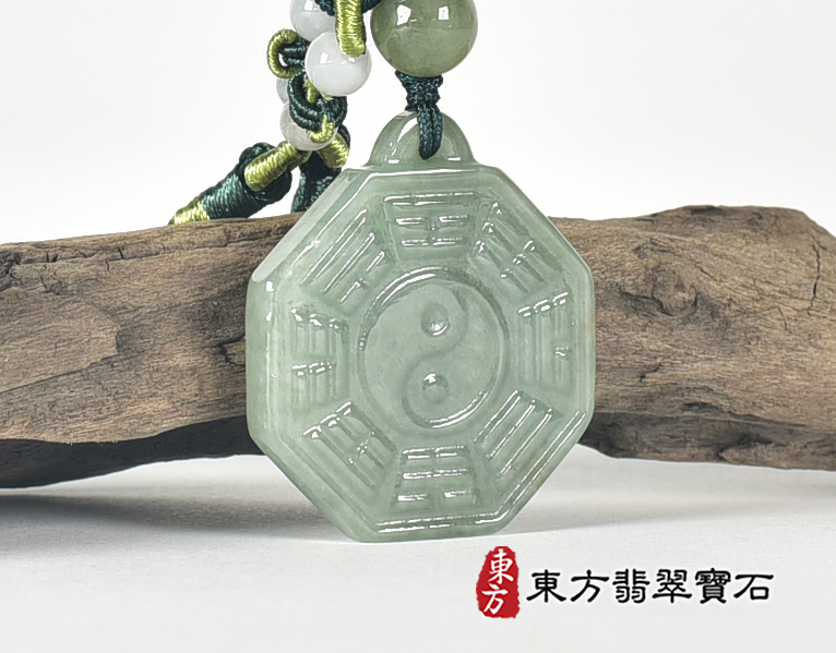 翡翠八卦項鍊玉珮(精工八卦太極,先天八卦:八卦牌A貨翡翠八卦玉珮、緬甸玉八卦玉墜)。八卦,ED436。客製化訂做各種翡翠八卦吊墜玉珮項鍊。★附A貨翡翠雙證書 5.jpg
