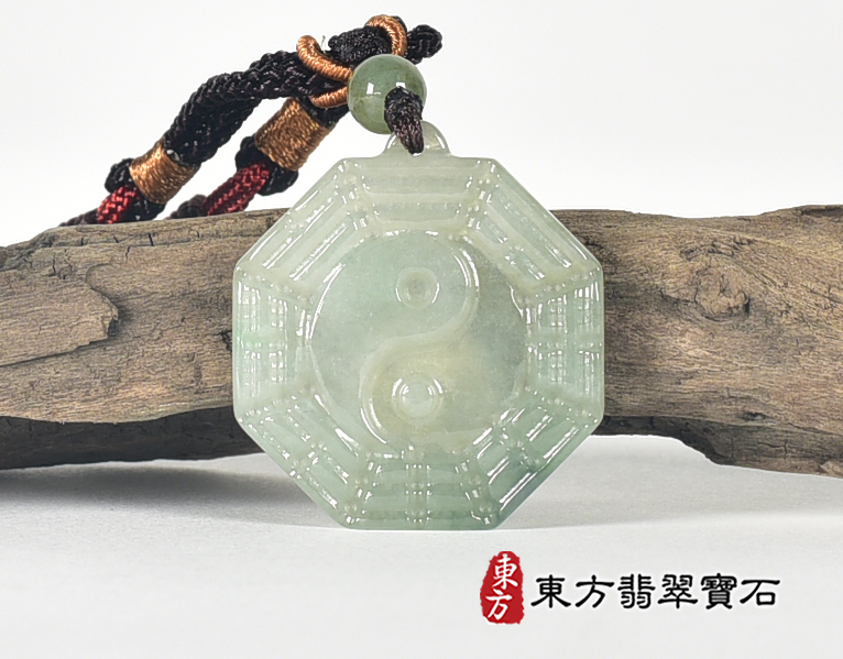 翡翠八卦項鍊玉珮(精工八卦太極,先天八卦:八卦牌A貨翡翠八卦玉珮、緬甸玉八卦玉墜)。八卦,ED437。客製化訂做各種翡翠八卦吊墜玉珮項鍊。★附A貨翡翠雙證書 0.jpg