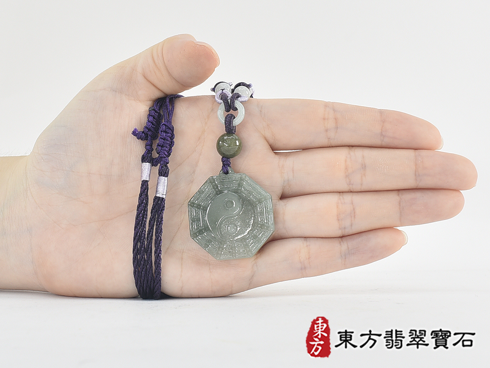 翡翠八卦項鍊玉珮(精工八卦太極,先天八卦:八卦牌A貨翡翠八卦玉珮、緬甸玉八卦玉墜)。八卦,ED442。客製化訂做各種翡翠八卦吊墜玉珮項鍊。★附A貨翡翠雙證書 7.jpg