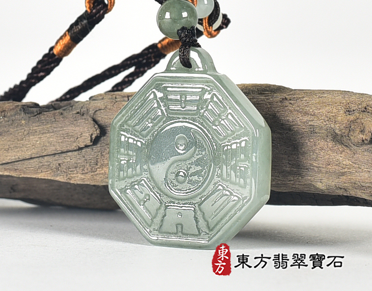 翡翠八卦項鍊玉珮(精工八卦太極,先天八卦:八卦牌A貨翡翠八卦玉珮、緬甸玉八卦玉墜)。八卦,ED448。客製化訂做各種翡翠八卦吊墜玉珮項鍊。★附A貨翡翠雙證書 5.jpg