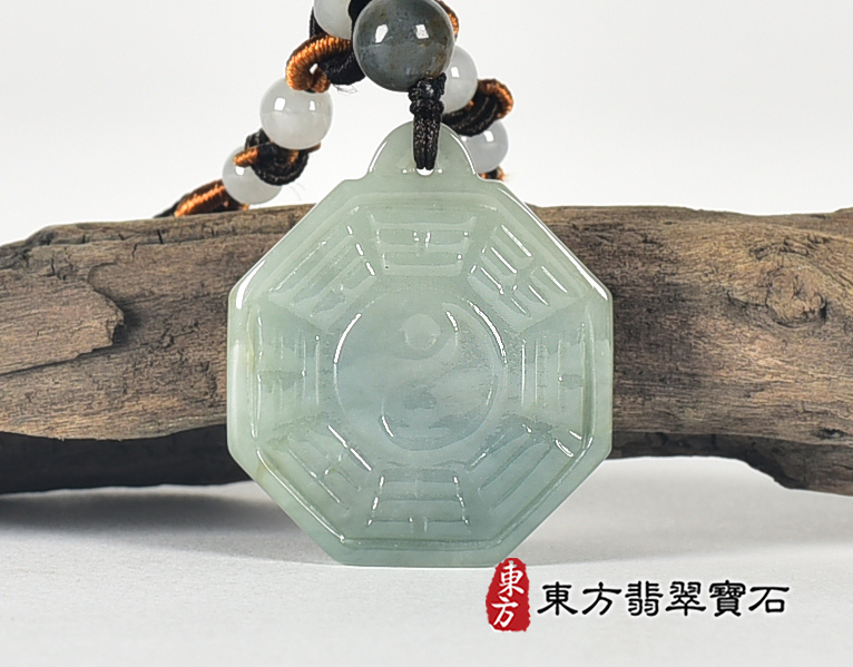 翡翠八卦項鍊玉珮(精工八卦太極,先天八卦:八卦牌A貨翡翠八卦玉珮、緬甸玉八卦玉墜)。八卦,ED449。客製化訂做各種翡翠八卦吊墜玉珮項鍊。★附A貨翡翠雙證書 0.jpg