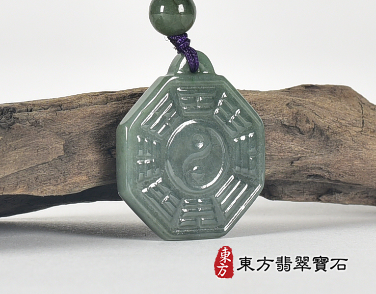 翡翠八卦項鍊玉珮(精工八卦太極,先天八卦:八卦牌A貨翡翠八卦玉珮、緬甸玉八卦玉墜)。八卦,ED451。客製化訂做各種翡翠八卦吊墜玉珮項鍊。★附A貨翡翠雙證書 5.jpg