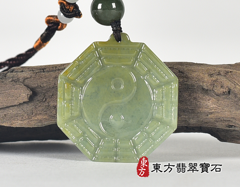 翡翠八卦項鍊玉珮(精工八卦太極,先天八卦:八卦牌A貨翡翠八卦玉珮、緬甸玉八卦玉墜)。八卦,ED453。客製化訂做各種翡翠八卦吊墜玉珮項鍊。★附A貨翡翠雙證書 0.jpg