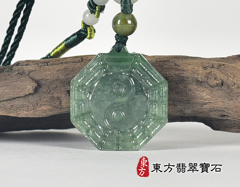 翡翠八卦項鍊玉珮(精工八卦太極,先天八卦:八卦牌A貨翡翠八卦玉珮、緬甸玉八卦玉墜)。八卦,ED454。客製化訂做各種翡翠八卦吊墜玉珮項鍊。★附A貨翡翠雙證書 0.jpg